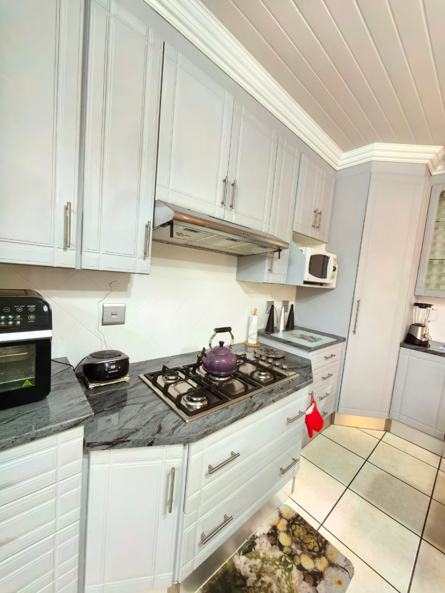 3 Bedroom Property for Sale in Vaalpark Free State